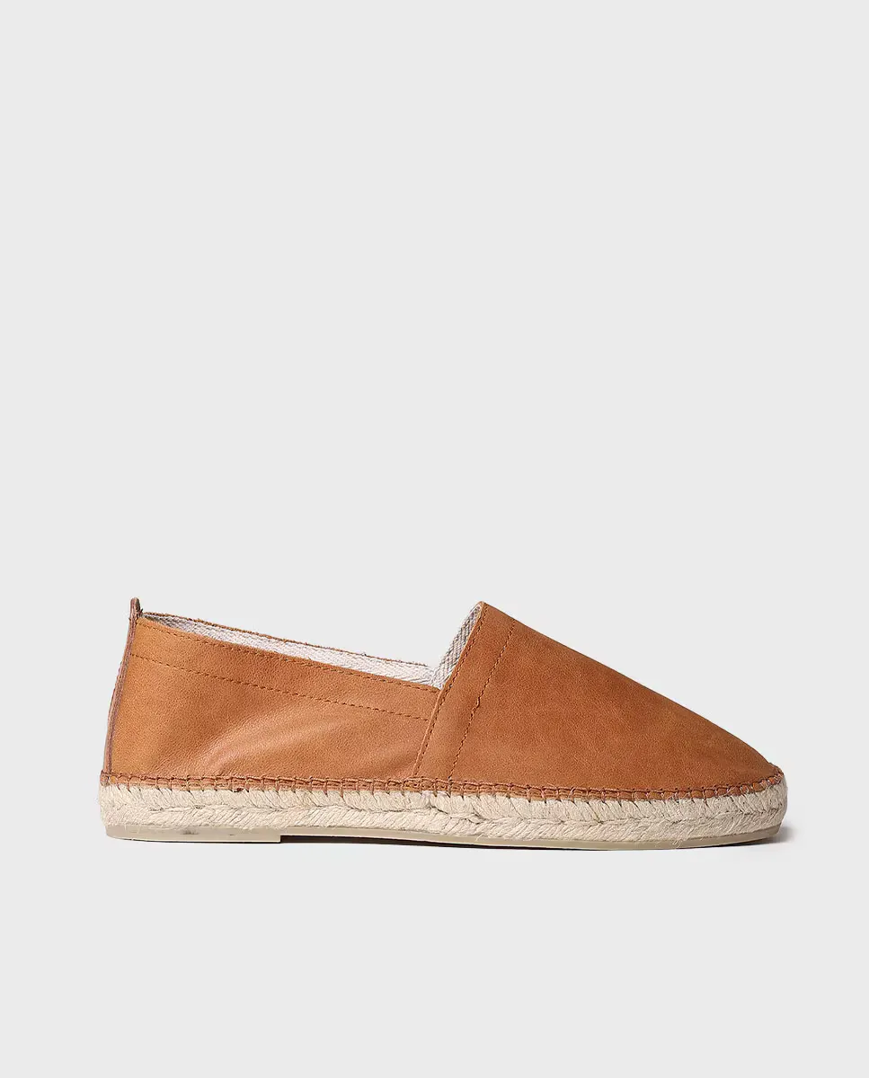 Мужские кожаные эспадрильи на резиновой подошве Toni Pons, коричневый
Мужские кожаные эспадрильи на резиновой подошве Toni Pons, коричневый