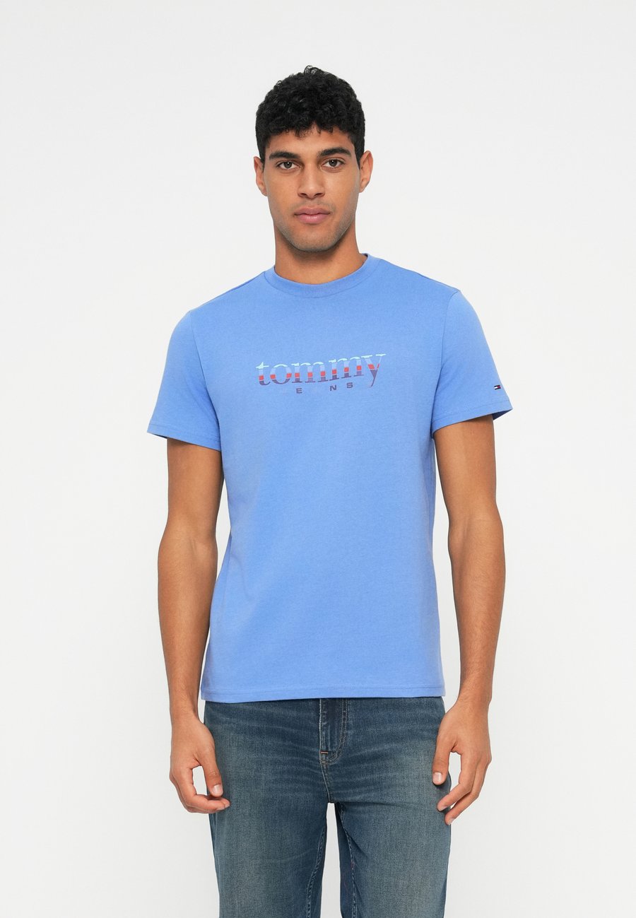 Футболка Tommy Jeans SLIM ENTRY DNA, Light Horizon Blue/Blue, Синий, Футболка Tommy Jeans SLIM ENTRY DNA, Light Horizon Blue/Blue
Футболка Tommy Jeans SLIM ENTRY DNA, Light Horizon Blue/Blue, Синий, Футболка Tommy Jeans SLIM ENTRY DNA, Light Horizon Blue/Blue