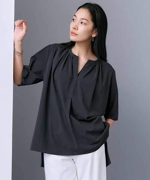 Футболка, крой оверсайз, бренд ICB, цвет серый
Футболка, крой оверсайз, бренд ICB, цвет серый