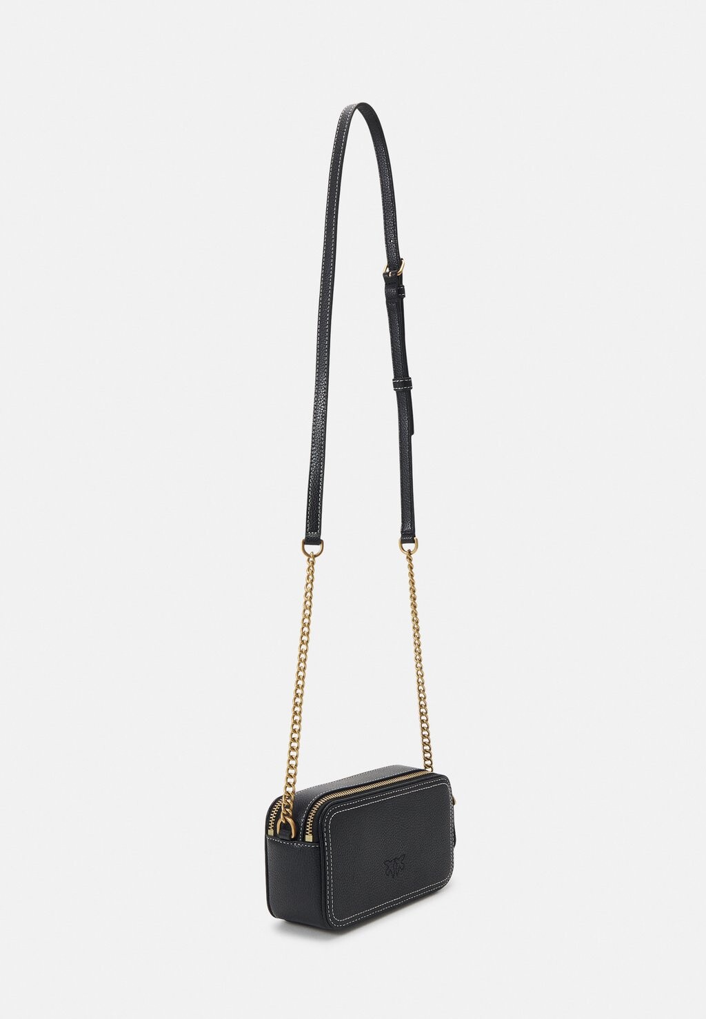 Сумка через плечо CARRIE CAMERA CASE Pinko, черный
Сумка через плечо CARRIE CAMERA CASE Pinko, черный