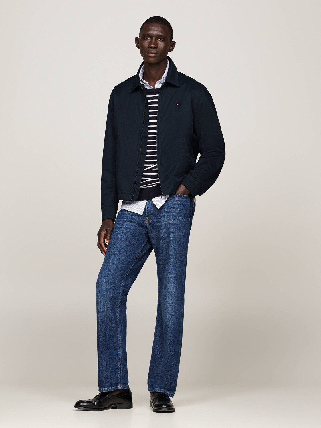 Куртка Tommy Hilfiger Regular Fit, темно-синий
Куртка Tommy Hilfiger Regular Fit, темно-синий