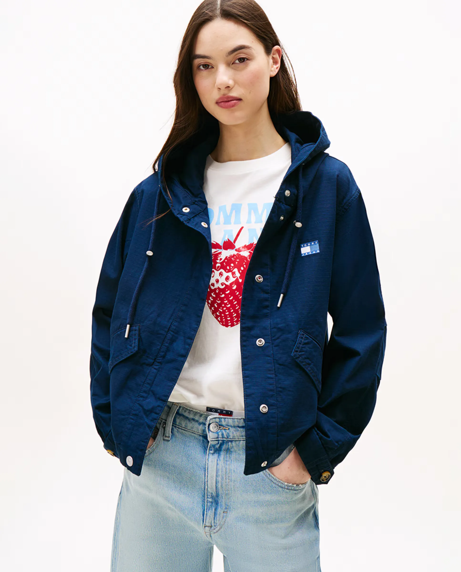 Женская короткая куртка с капюшоном Tommy Jeans, темно-синий
Женская короткая куртка с капюшоном Tommy Jeans, темно-синий