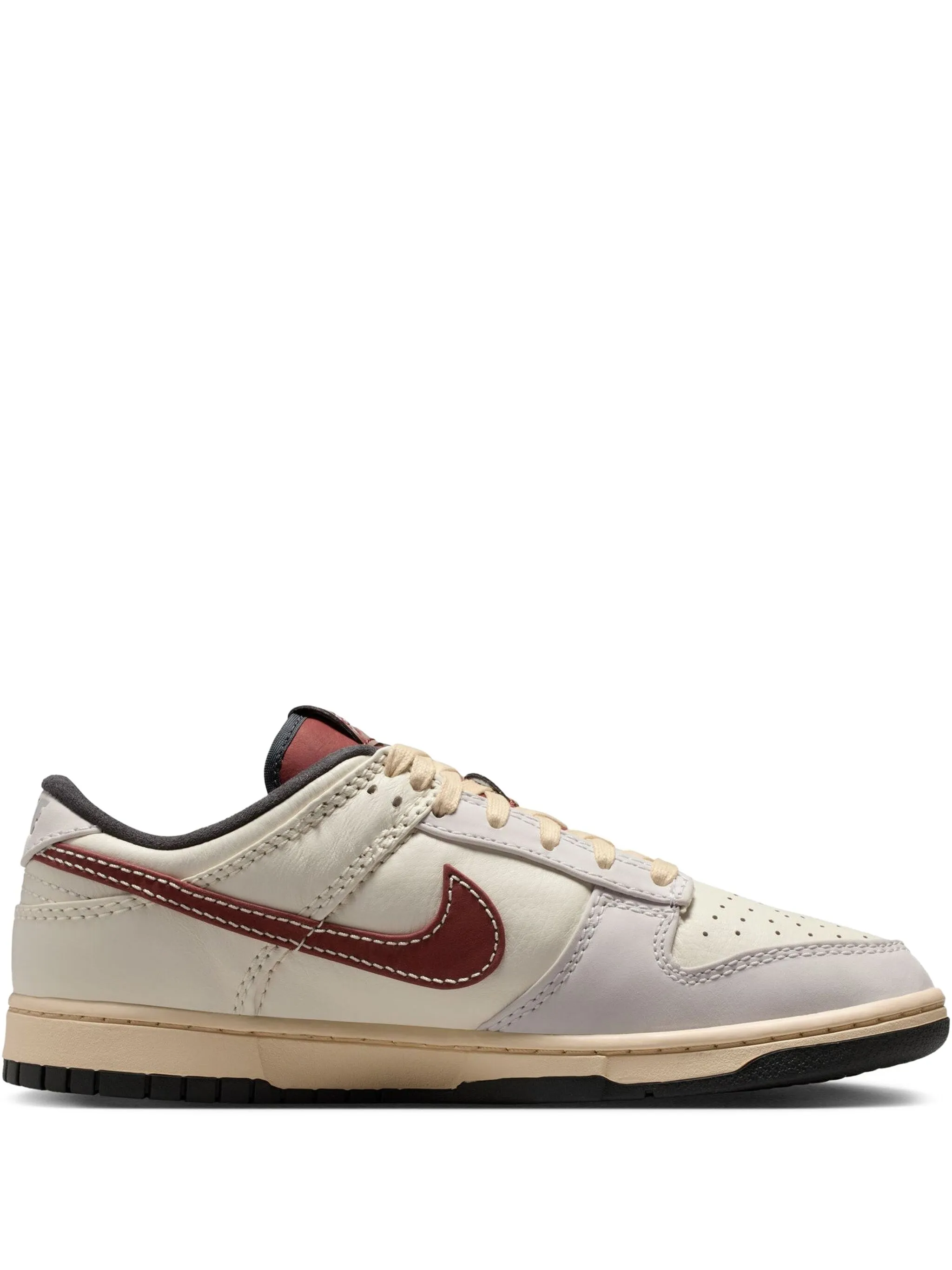 Кроссовки Dunk Low на шнуровке Nike, бежевый
Кроссовки Dunk Low на шнуровке Nike, бежевый