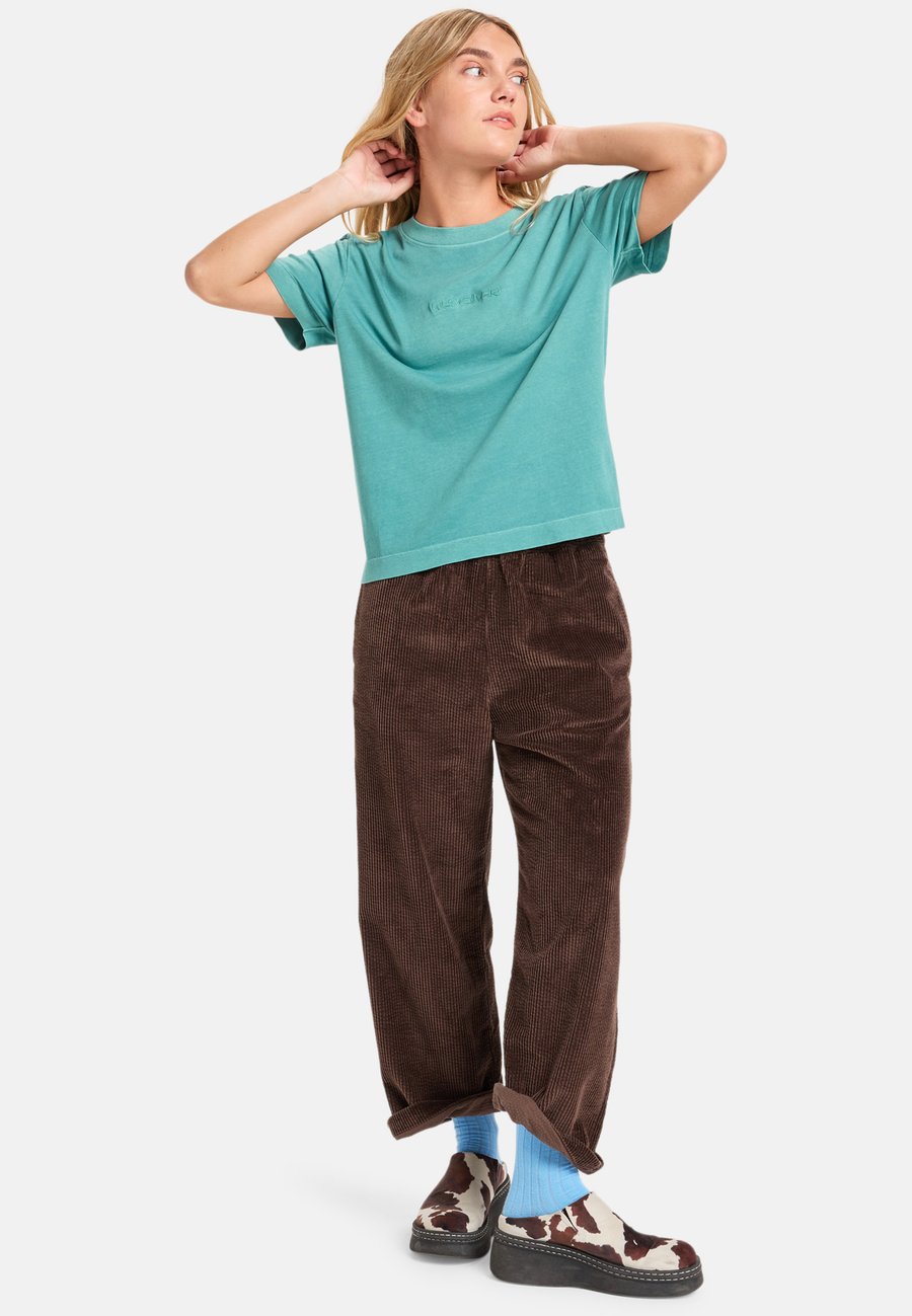 Футболка Quiksilver ESSENTIAL, Deep Sea/Green, Зеленый, Футболка Quiksilver ESSENTIAL, Deep Sea/Green
Футболка Quiksilver ESSENTIAL, Deep Sea/Green, Зеленый, Футболка Quiksilver ESSENTIAL, Deep Sea/Green