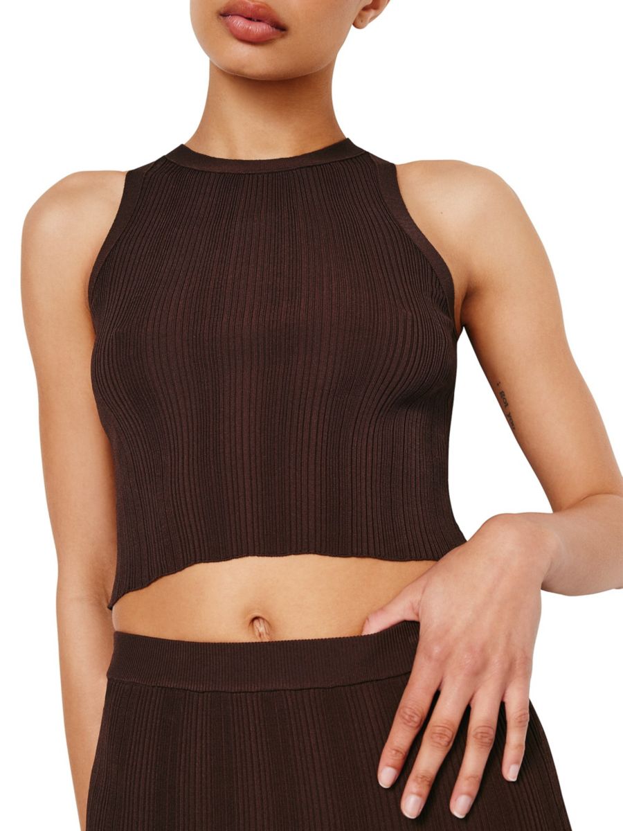 Плиссированный свитер с высоким воротом и укороченным топом Good American, цвет Espresso
Плиссированный свитер с высоким воротом и укороченным топом Good American, цвет Espresso