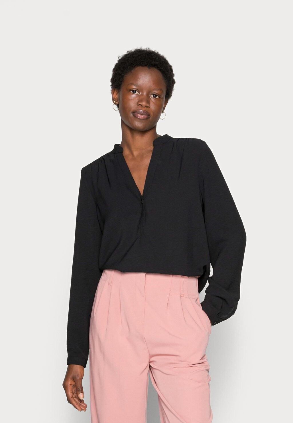 Блузка Selected, черный
Блузка Selected, черный