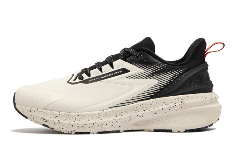 Мужские беговые кроссовки Rain Screen 361° низкие бежево-черные
Мужские беговые кроссовки Rain Screen 361° низкие бежево-черные