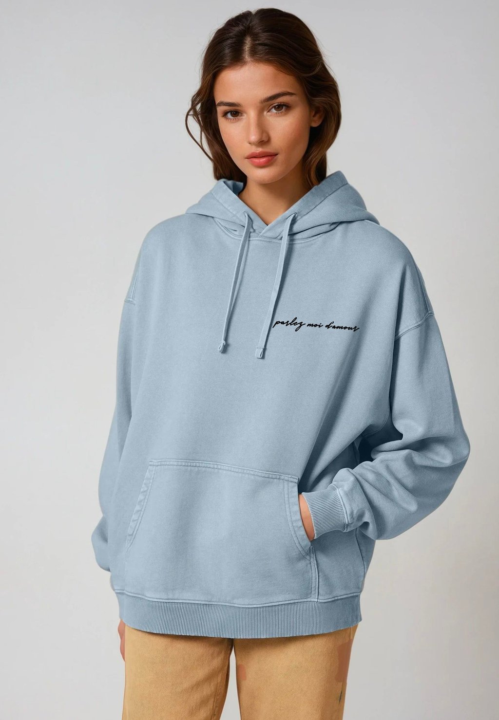 Толстовка PARLEZ MOI DAMOUR EMBROIDERY UNISEX VINTAGE - Hoodie Mira Paris, металлик синий
Толстовка PARLEZ MOI DAMOUR EMBROIDERY UNISEX VINTAGE - Hoodie Mira Paris, металлик синий