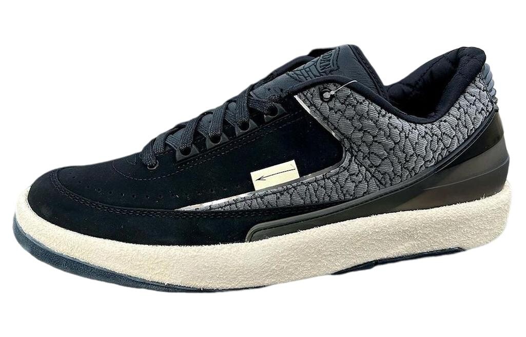Jordan 2 Retro с низкой ответственностью
Jordan 2 Retro с низкой ответственностью