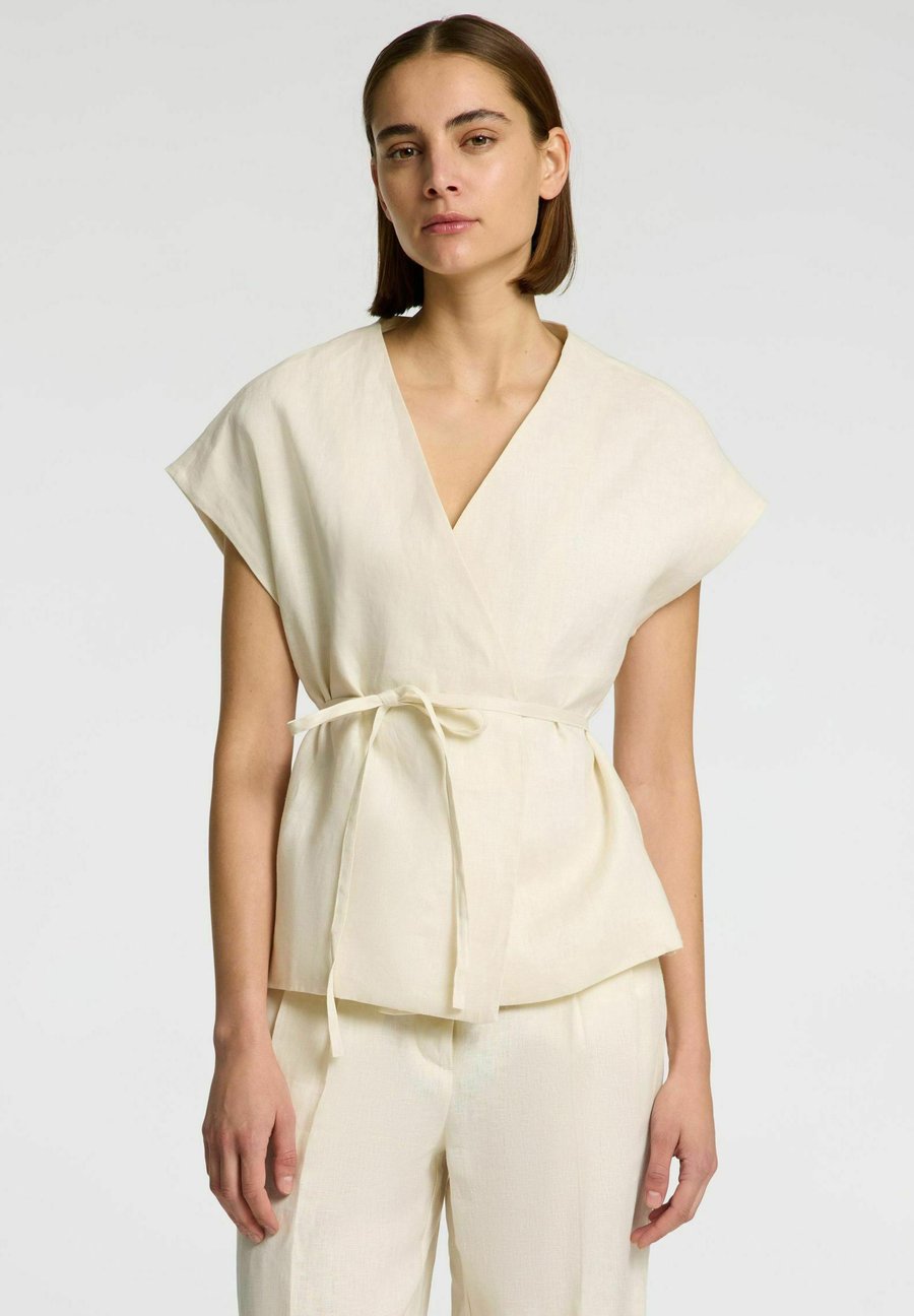 Блуза Selected Femme SLFLIA, Birch/White
Блуза Selected Femme SLFLIA, Birch/White