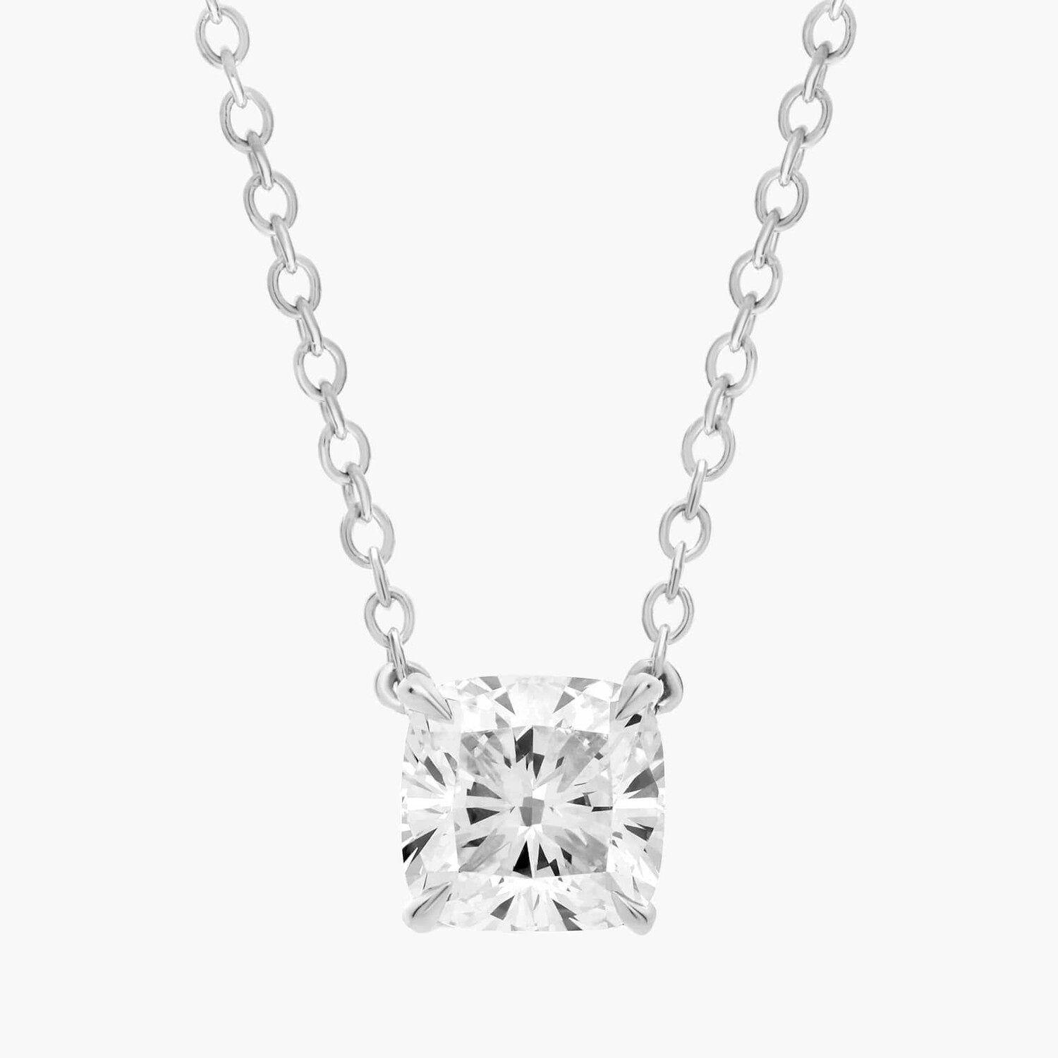 Подвеска с бриллиантом огранки «кушон» из белого золота 14 карат (1 карат, два цвета — HI / SI1-SI2) Blue Nile
Подвеска с бриллиантом огранки «кушон» из белого золота 14 карат (1 карат, два цвета — HI / SI1-SI2) Blue Nile