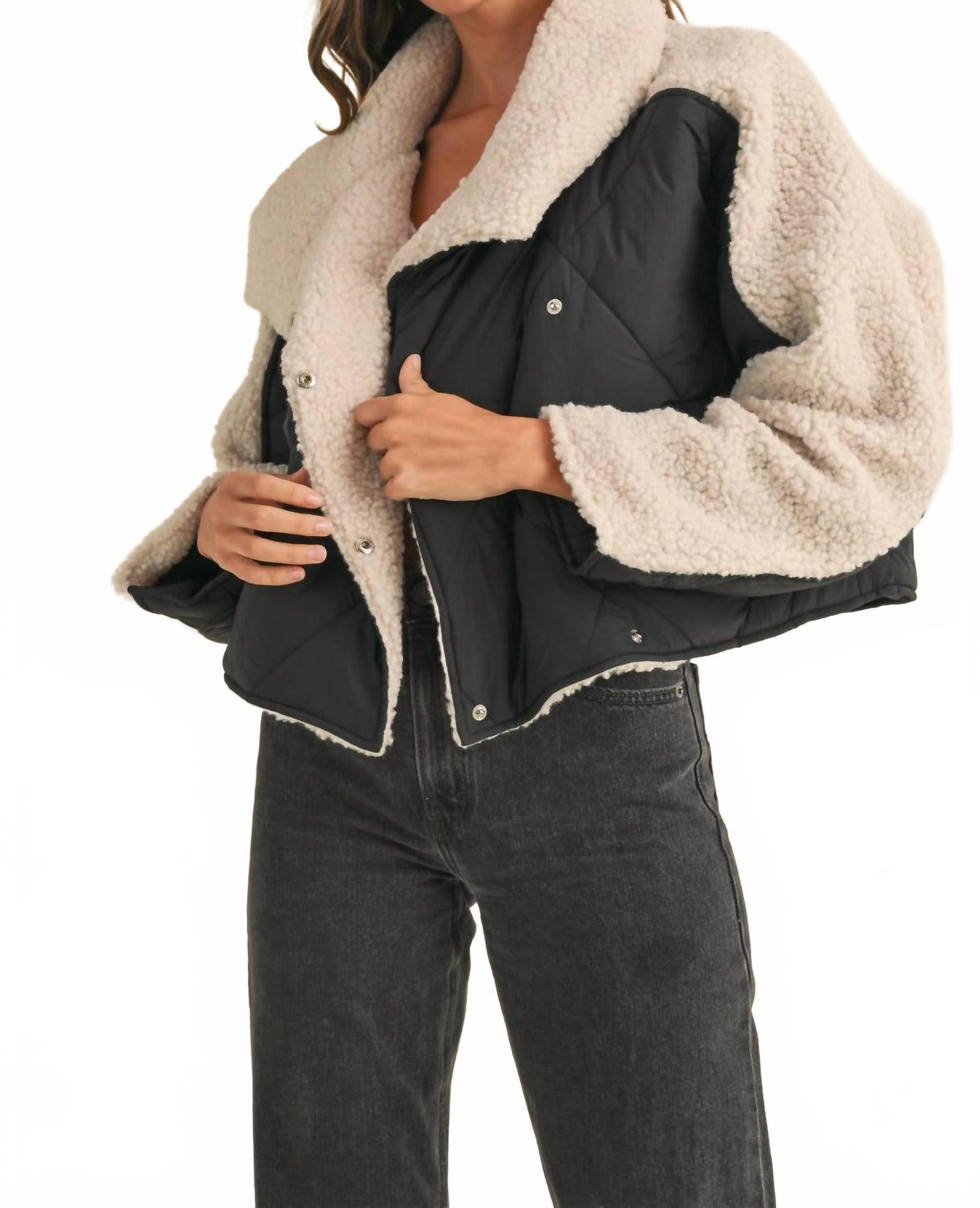 Куртка Kelly из искусственного меха оверсайз черная Mabel 
Куртка Kelly из искусственного меха оверсайз черная Mabel