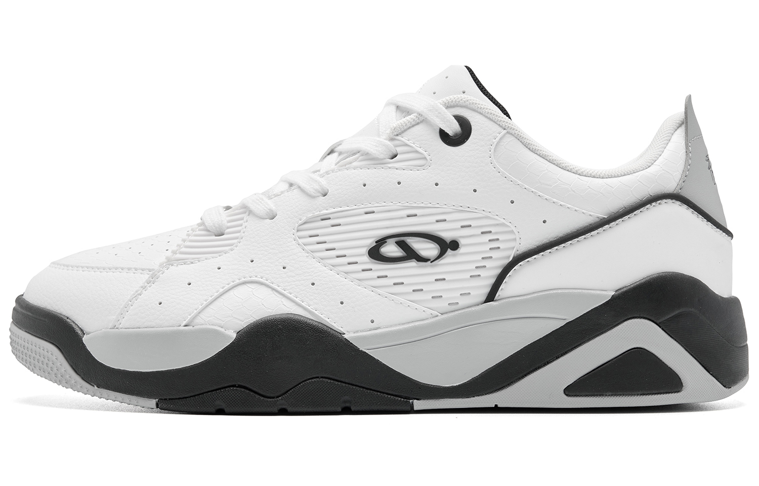 QIAODAN Низкие кроссовки для скейтбординга, увеличивающие рост, устойчивые к истиранию, водонепроницаемые, нескользящие, мужские, белые, черные
QIAODAN Низкие кроссовки для скейтбординга, увеличивающие рост, устойчивые к истиранию, водонепроницаемые, нескользящие, мужские, белые, черные