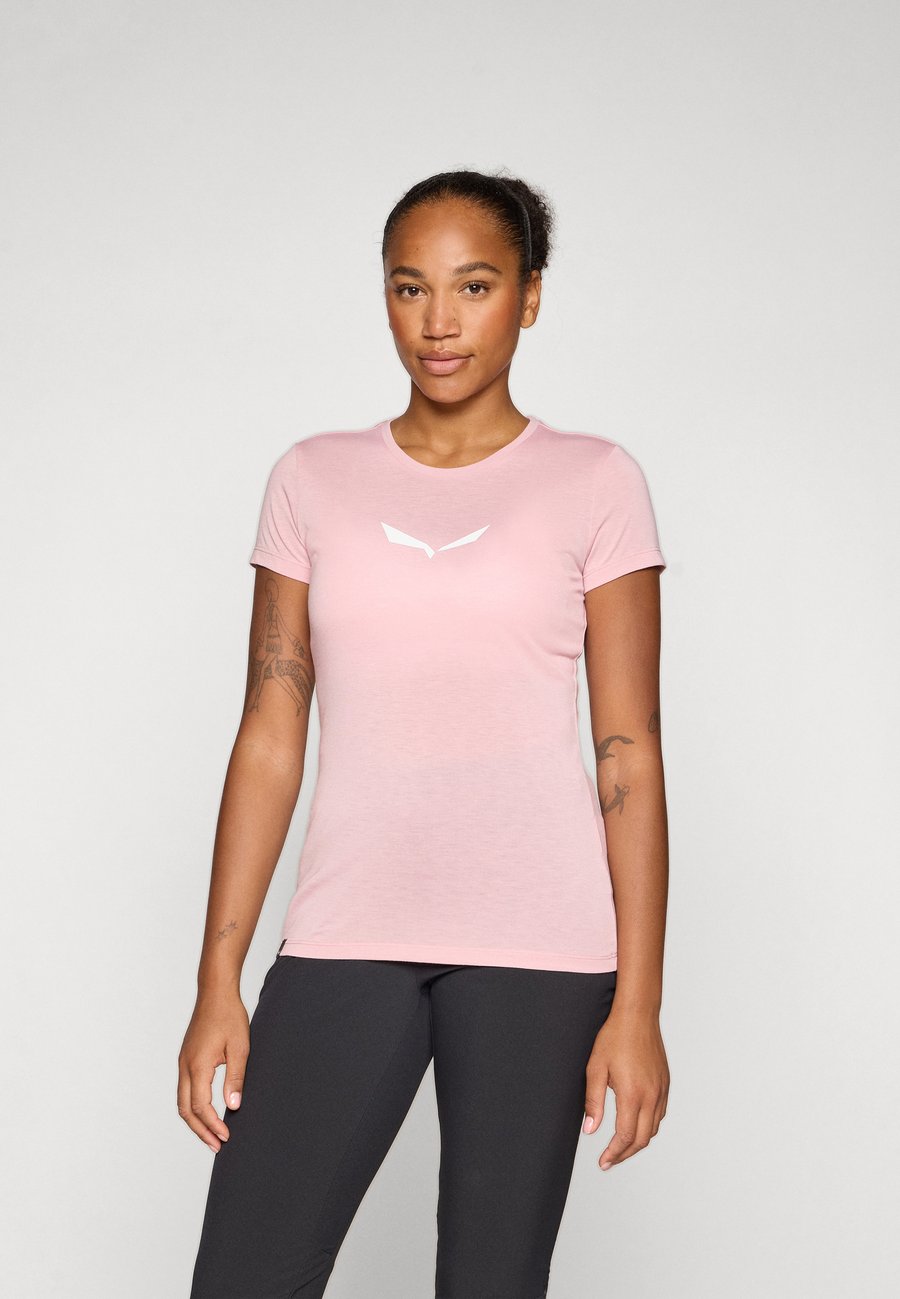 Спортивная футболка Salewa SOLID TEE, Zephyr/Light Pink
Спортивная футболка Salewa SOLID TEE, Zephyr/Light Pink