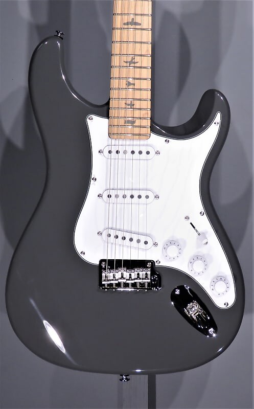 Электрогитара PRS SE Silver Sky 2023 Overland Grey W/PRS Gig Bag
Электрогитара PRS SE Silver Sky 2023 Overland Grey W/PRS Gig Bag
