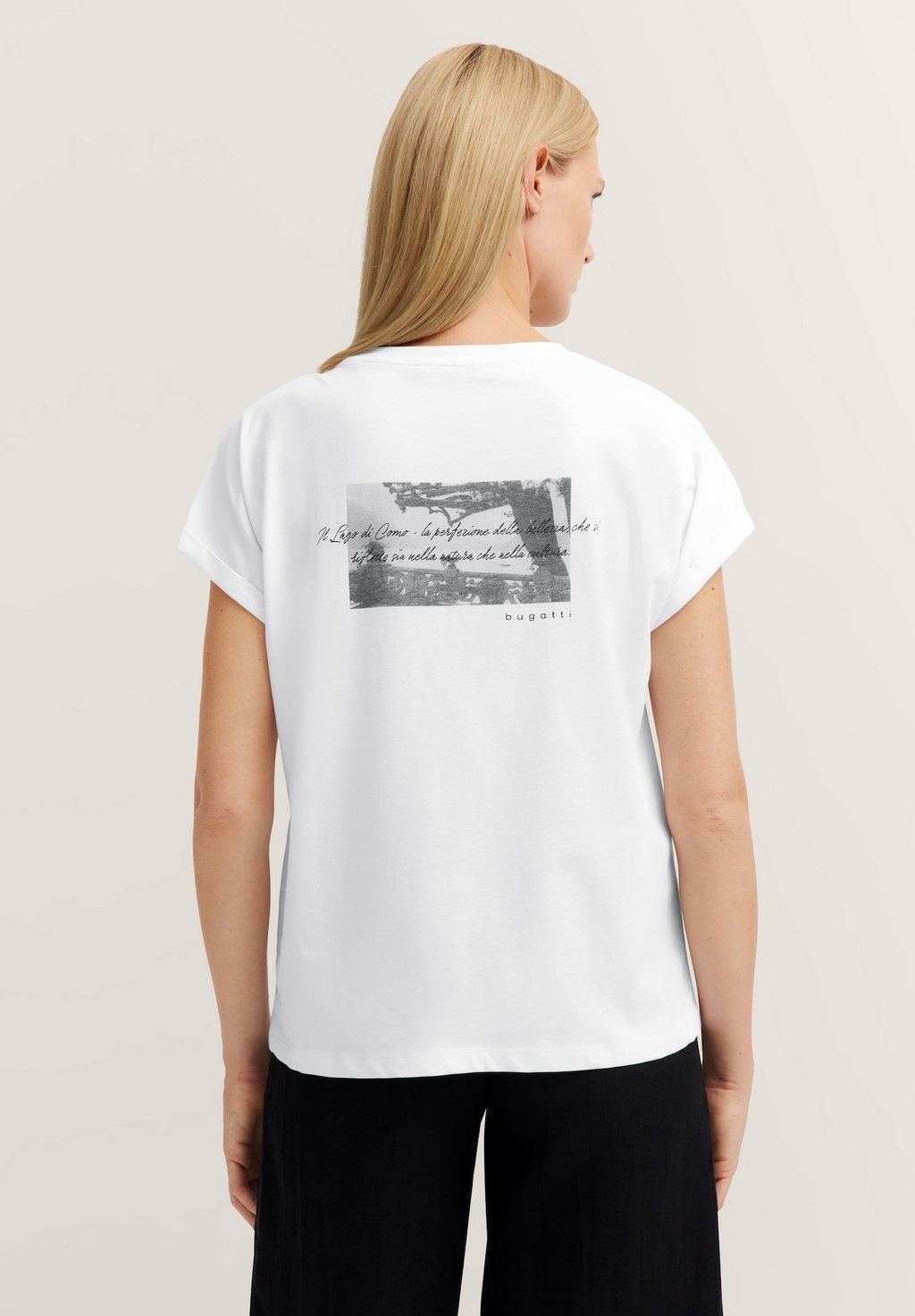 Футболка с принтом bugatti, белый
Футболка с принтом bugatti, белый