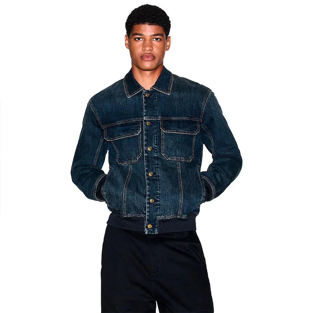 Куртка Armani Exchange XM001955_AF15833 denim, синий
Куртка Armani Exchange XM001955_AF15833 denim, синий