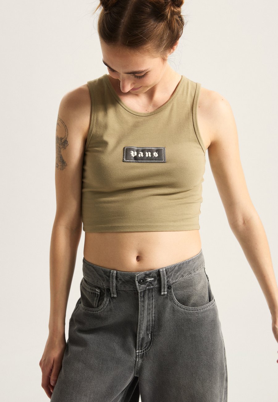 Топ Vans FITTED , Olive
Топ Vans FITTED , Olive