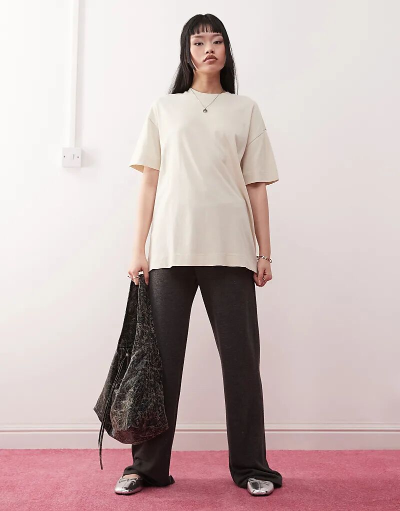 Футболка COLLUSION большого размера в цвете экрю
Футболка COLLUSION большого размера в цвете экрю