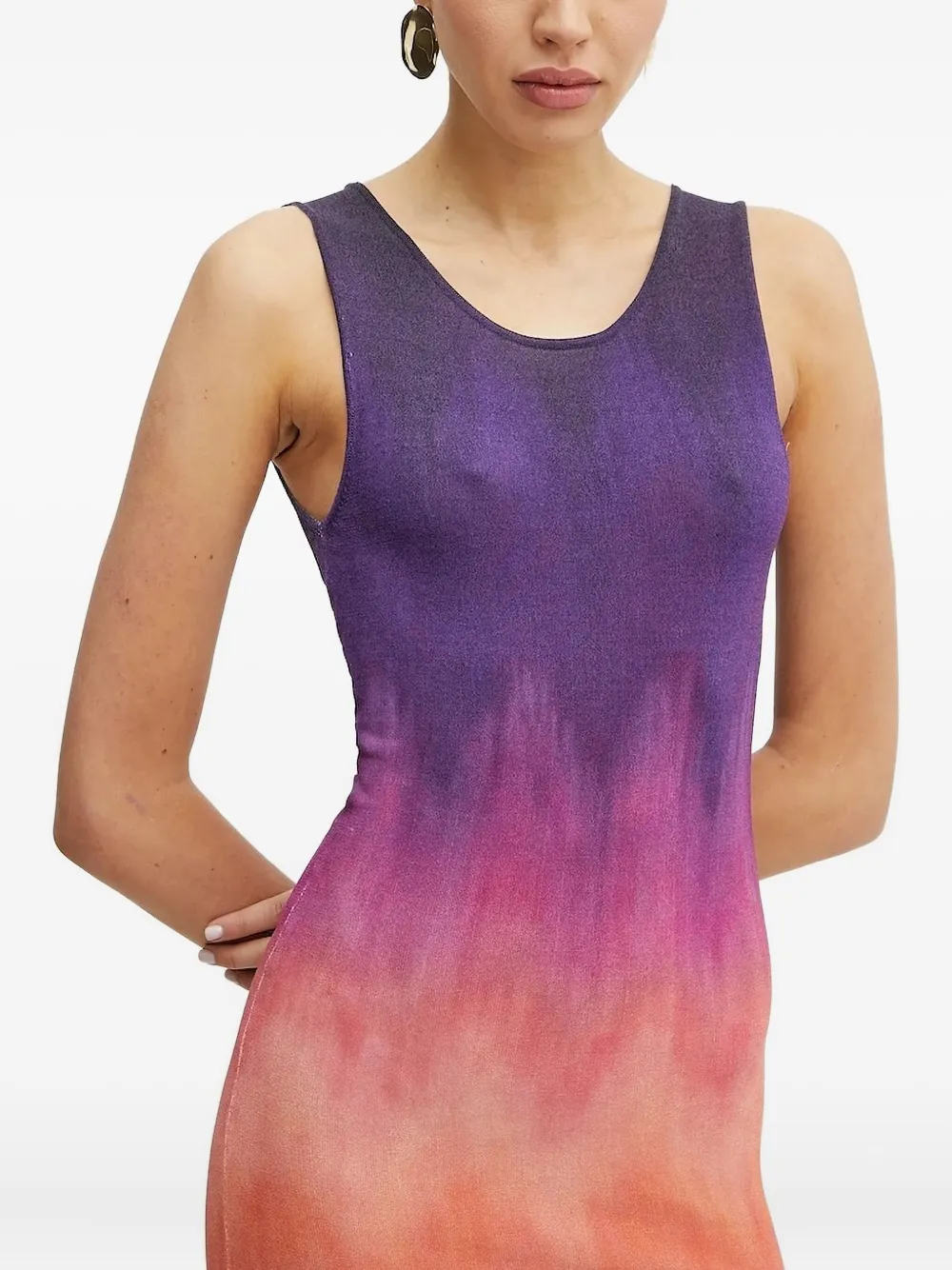Платье миди без рукавов с эффектом омбре Silvian Heach, фиолетовый
Платье миди без рукавов с эффектом омбре Silvian Heach, фиолетовый