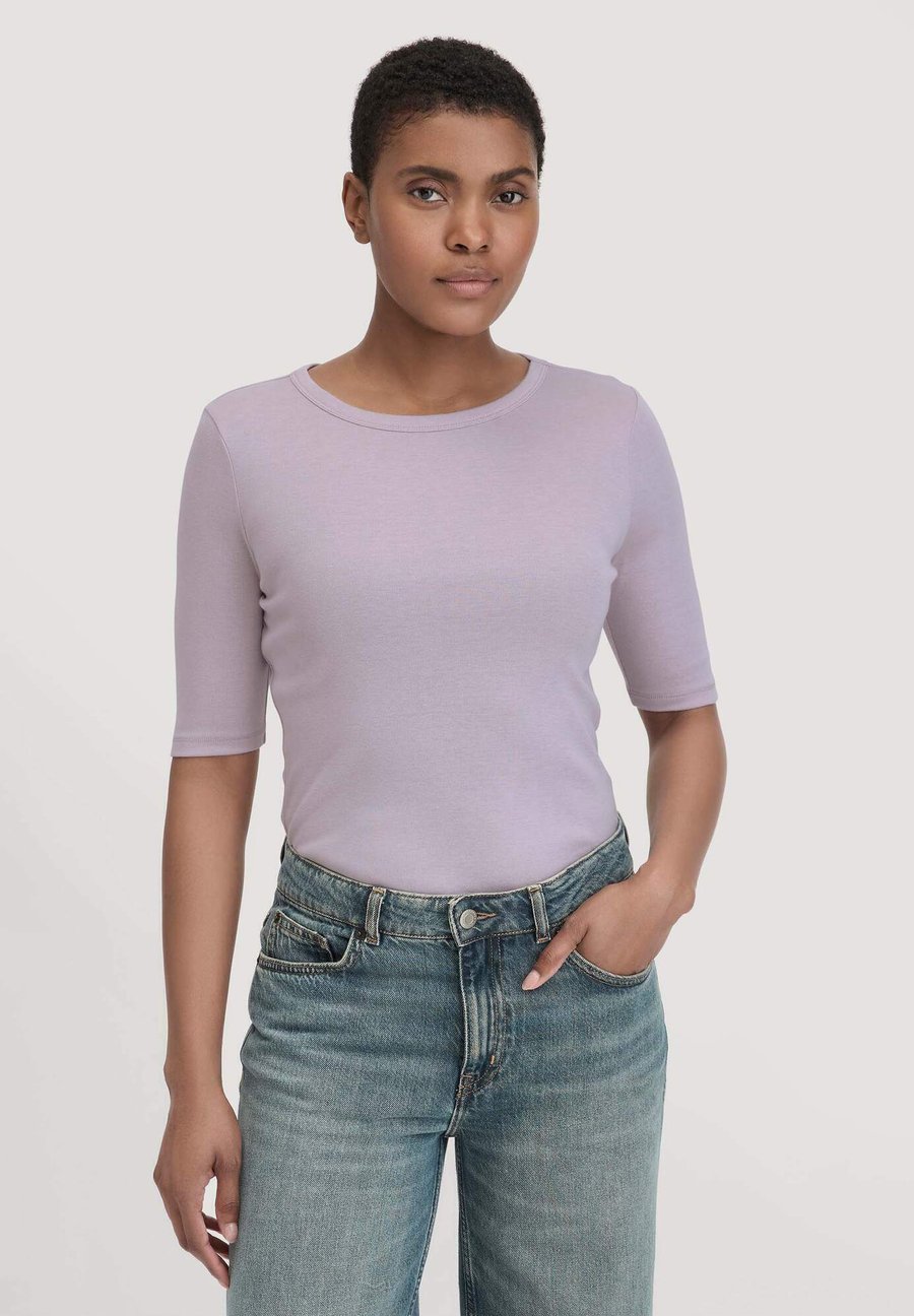 Футболка Hessnatur Basic T-shirt, Pastell Lavendel/Purple, Фиолетовый, Футболка Hessnatur Basic T-shirt, Pastell Lavendel/Purple
Футболка Hessnatur Basic T-shirt, Pastell Lavendel/Purple, Фиолетовый, Футболка Hessnatur Basic T-shirt, Pastell Lavendel/Purple