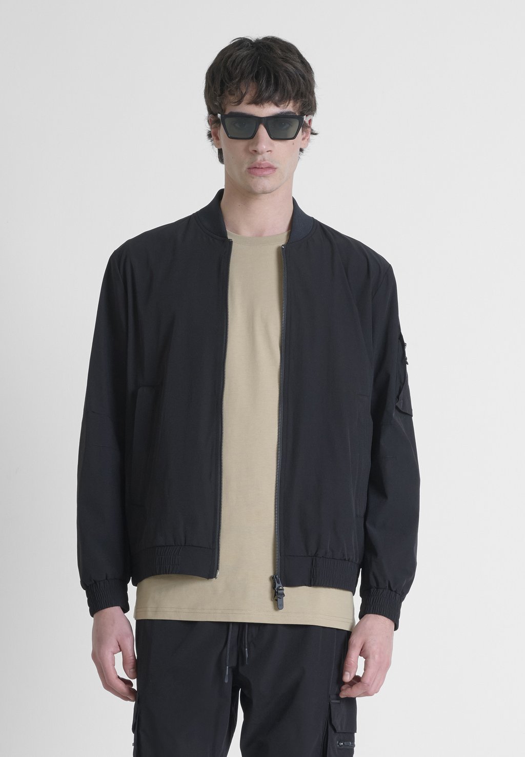 Куртка-бомбер REGULAR FIT Antony Morato, черный
Куртка-бомбер REGULAR FIT Antony Morato, черный