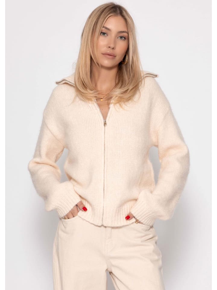 Кардиган на молнии бежевого цвета SASSYCLASSY
Кардиган на молнии бежевого цвета SASSYCLASSY