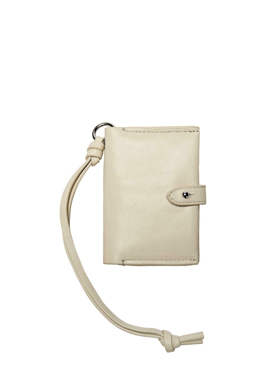 Кошелек Massimo Dutti Wallet, Beige
Кошелек Massimo Dutti Wallet, Beige