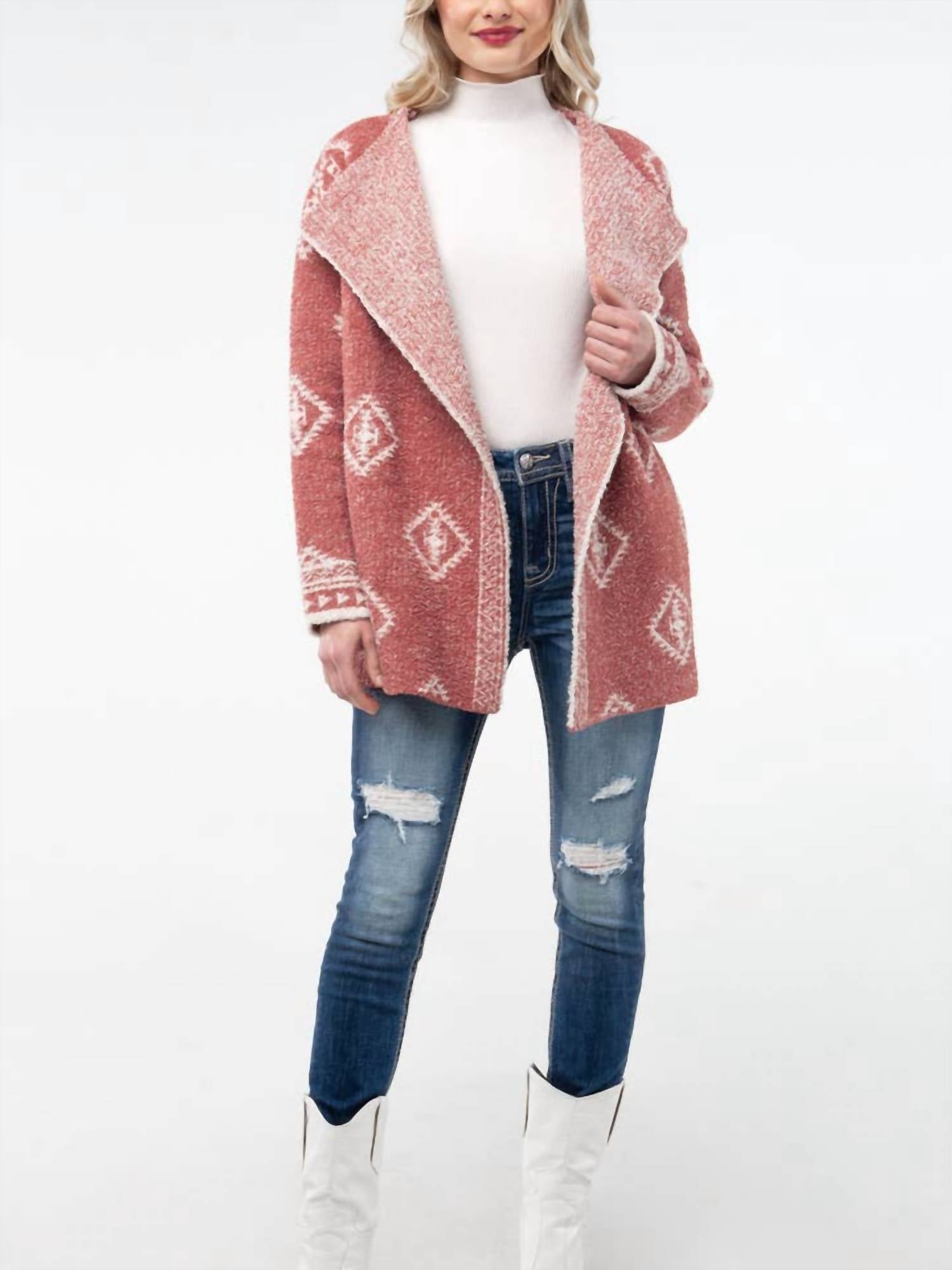 Ацтекский кардиган Terry с открытым передом кирпично-красного цвета Miss Me
Ацтекский кардиган Terry с открытым передом кирпично-красного цвета Miss Me