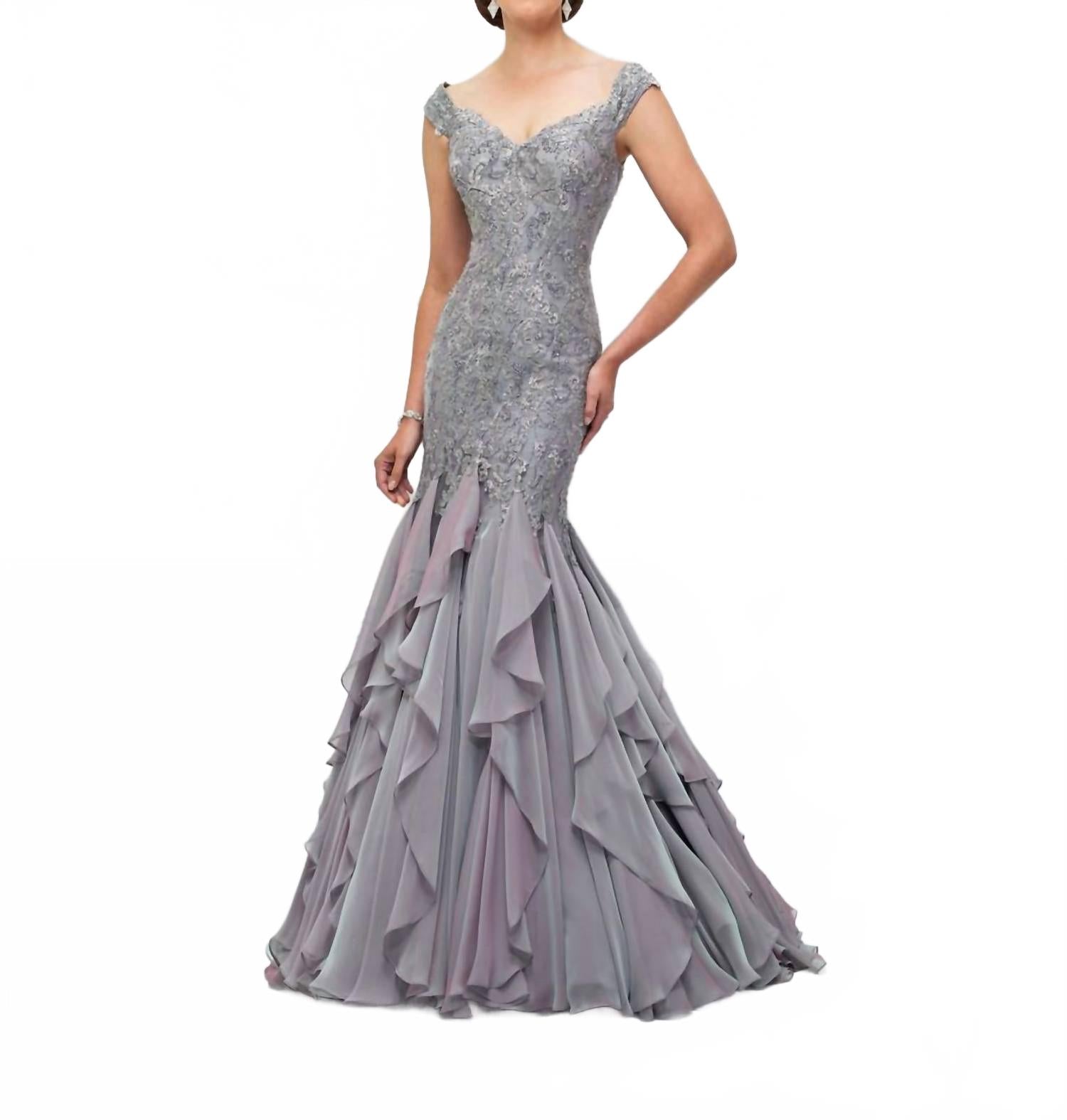 Бахрома с бисером на платье-труба с заниженной талией в оттенке Пурпурная дымка Ivonne D
Бахрома с бисером на платье-труба с заниженной талией в оттенке Пурпурная дымка Ivonne D