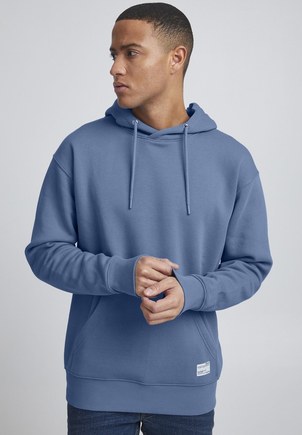 Толстовка LENZ Solid, цвет quiet harbor
Толстовка LENZ Solid, цвет quiet harbor