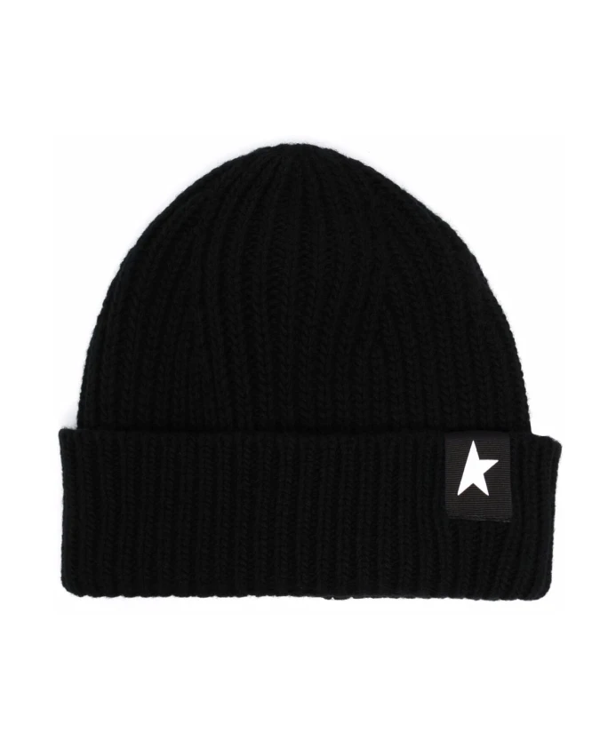 Вязаная шапка в рубчик с нашивкой в виде черной звезды Golden Goose, черный
Вязаная шапка в рубчик с нашивкой в виде черной звезды Golden Goose, черный