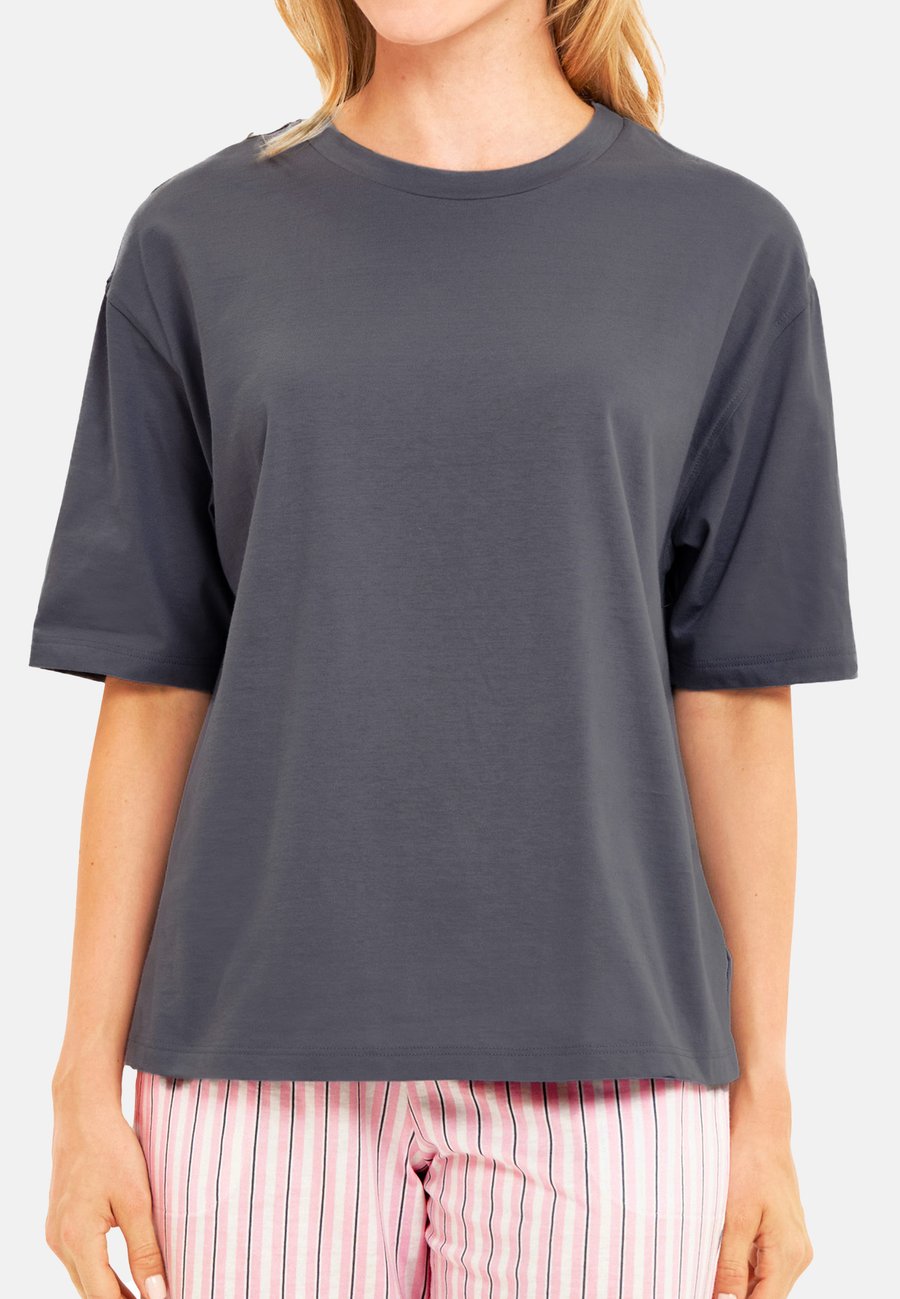 Пижамный топ Rösch Pyjama top, Grey
Пижамный топ Rösch Pyjama top, Grey