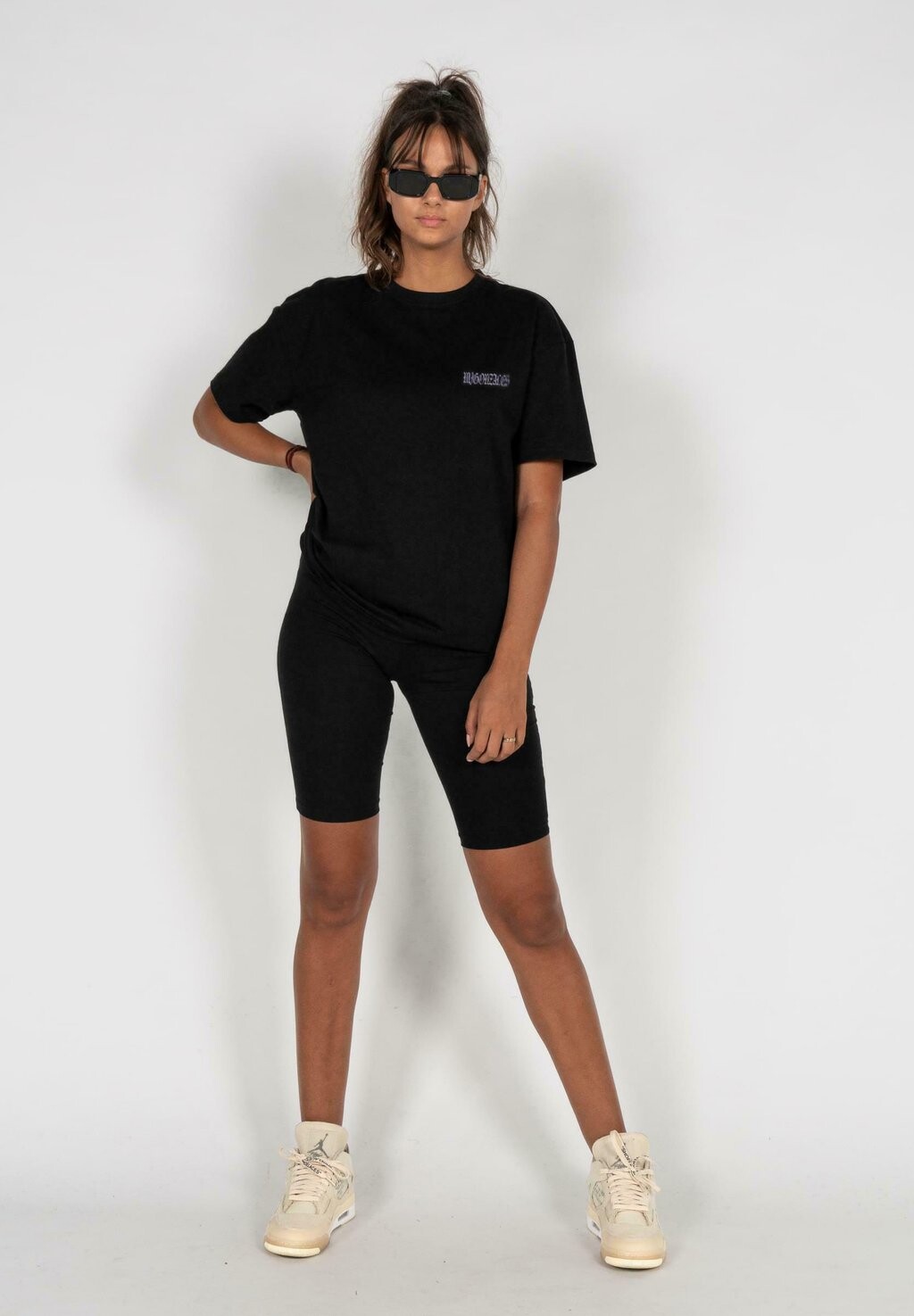 Футболка с принтом HEAVY FEARLESS FLIGHT MJ Gonzales, черный
Футболка с принтом HEAVY FEARLESS FLIGHT MJ Gonzales, черный