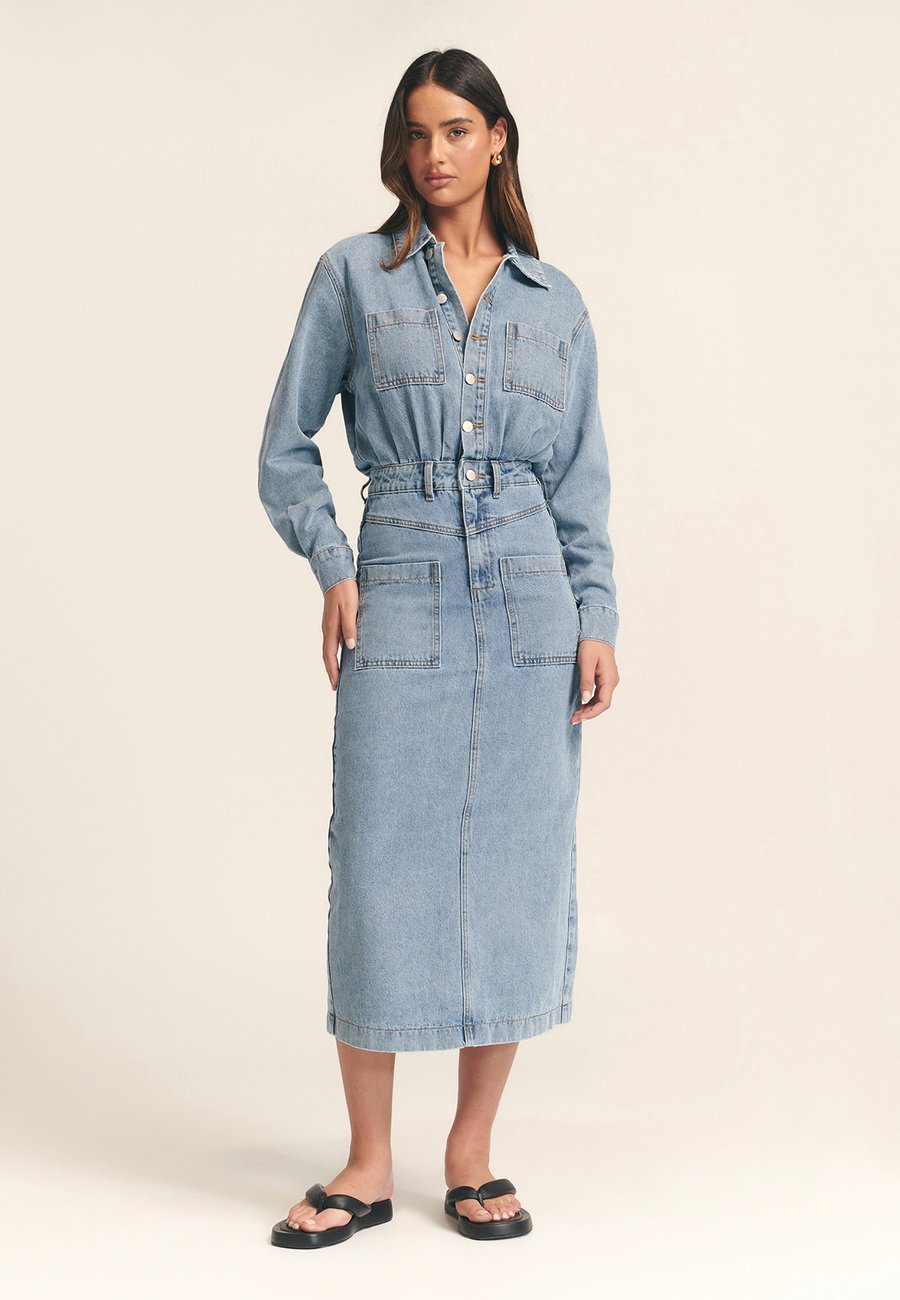 Платье ST MRLO HAMISH MIDI, Light Blue Wash/Light-Blue Denim
Платье ST MRLO HAMISH MIDI, Light Blue Wash/Light-Blue Denim