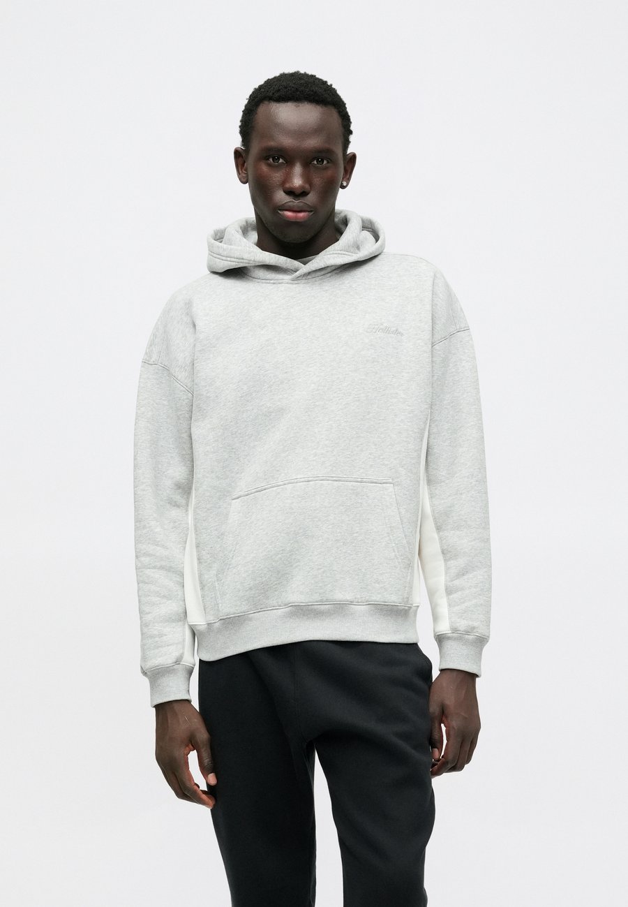 Худи Hollister Co. BOXY MIN LOGO, Grey
Худи Hollister Co. BOXY MIN LOGO, Grey