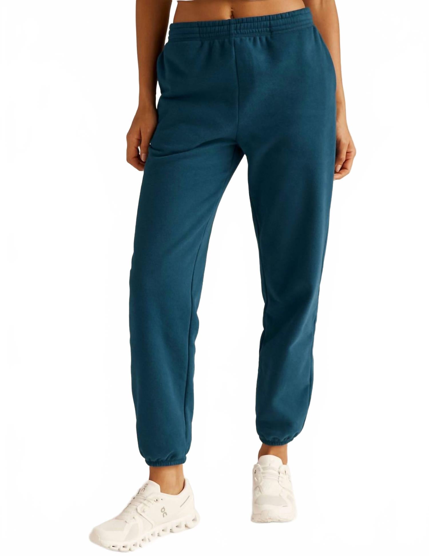 Флисовые джоггеры On The Go в цвете Blue Gem Beyond Yoga, Blue Gem
Флисовые джоггеры On The Go в цвете Blue Gem Beyond Yoga, Blue Gem