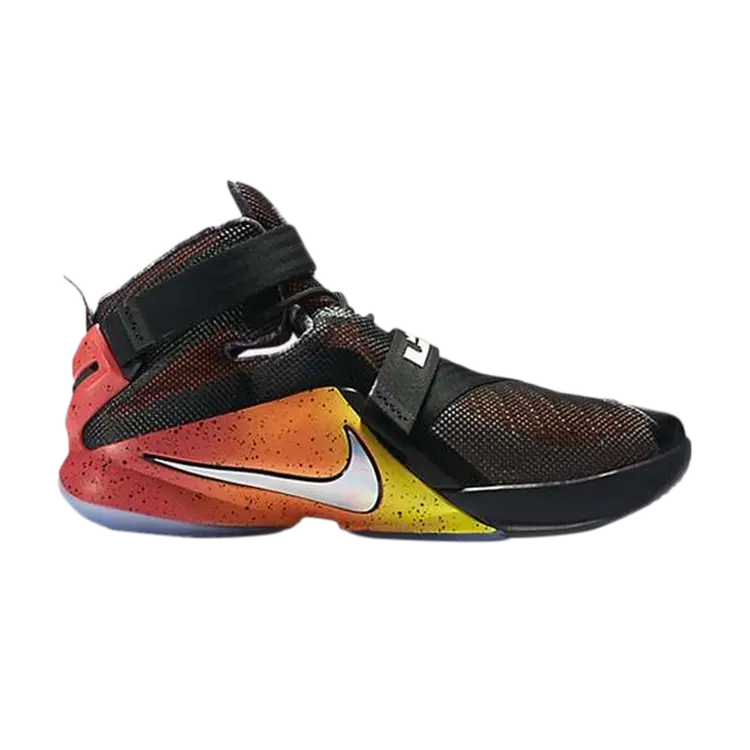 Кроссовки Nike LeBron Soldier 9 Limited, черный
Кроссовки Nike LeBron Soldier 9 Limited, черный