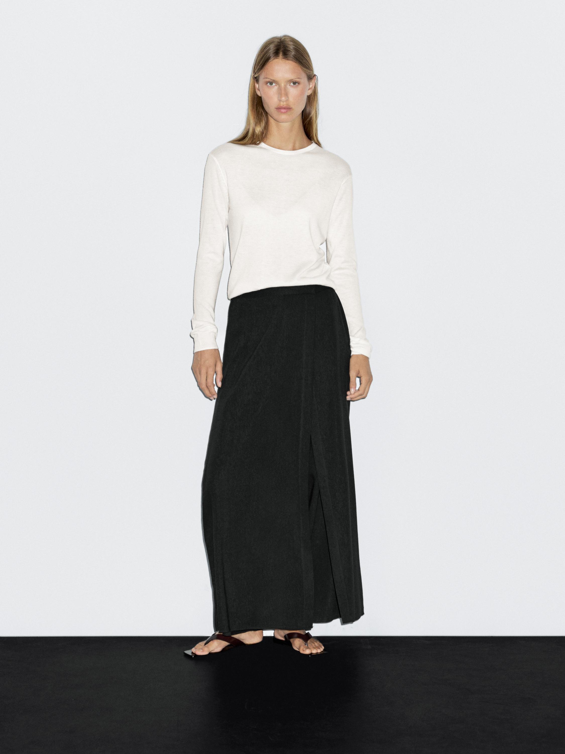 Свитер из смесовой шерсти с круглым вырезом Massimo Dutti, кремовый
Свитер из смесовой шерсти с круглым вырезом Massimo Dutti, кремовый