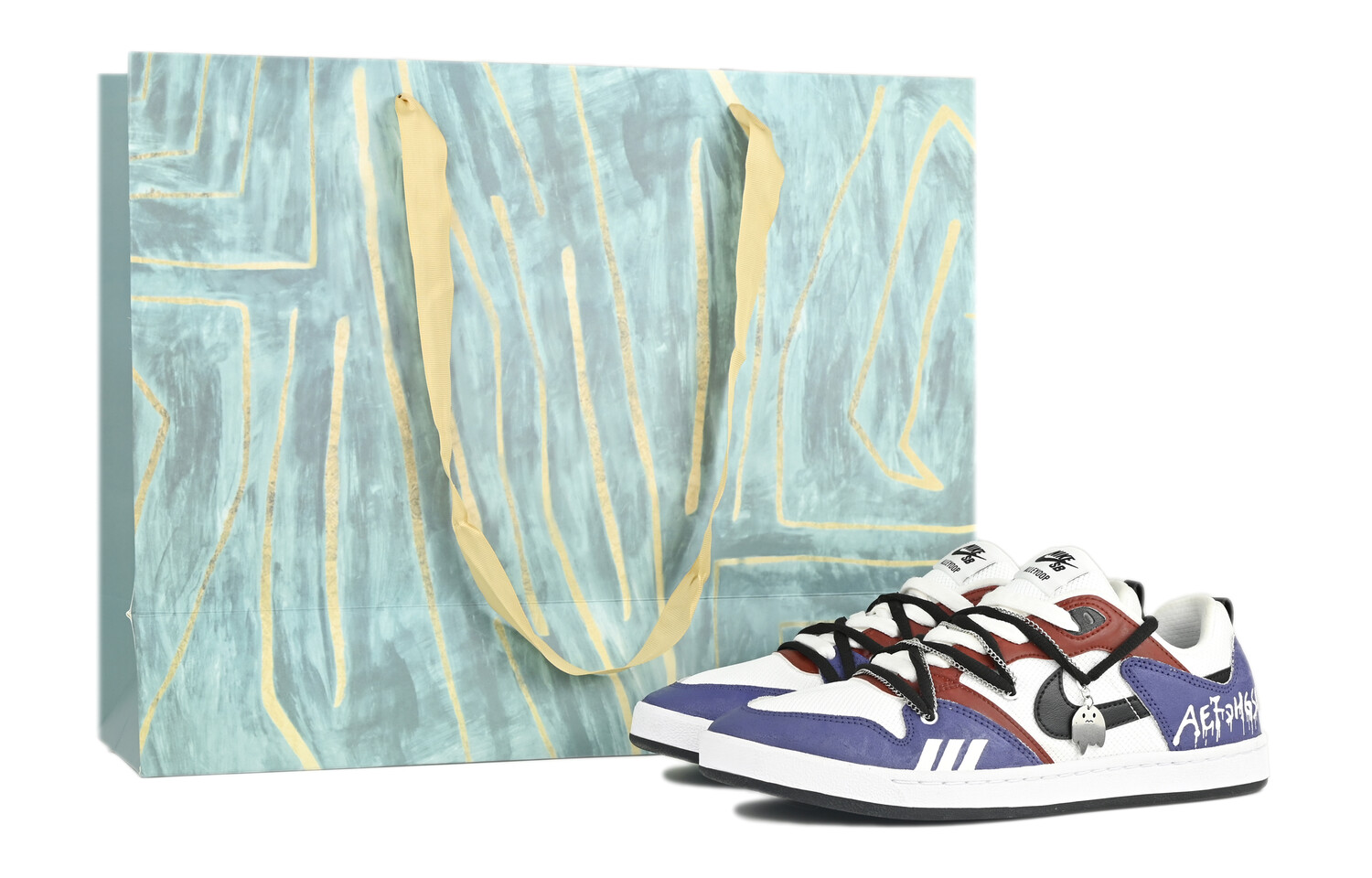 Кроссовки Nike SB Alleyoop Skateboarding Shoes Men Low-top White/purple, фиолетовый
Кроссовки Nike SB Alleyoop Skateboarding Shoes Men Low-top White/purple, фиолетовый