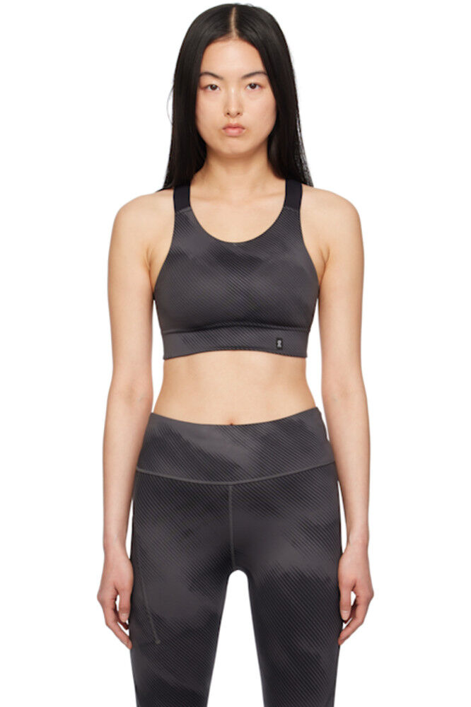 Серый спортивный бюстгальтер с графическим принтом On
Серый спортивный бюстгальтер с графическим принтом On