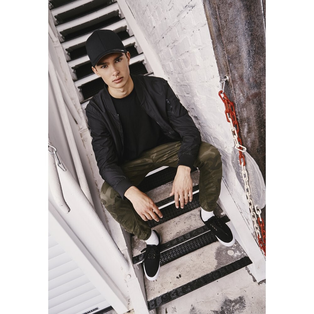 Парка Urban Classics Light, черный
Парка Urban Classics Light, черный