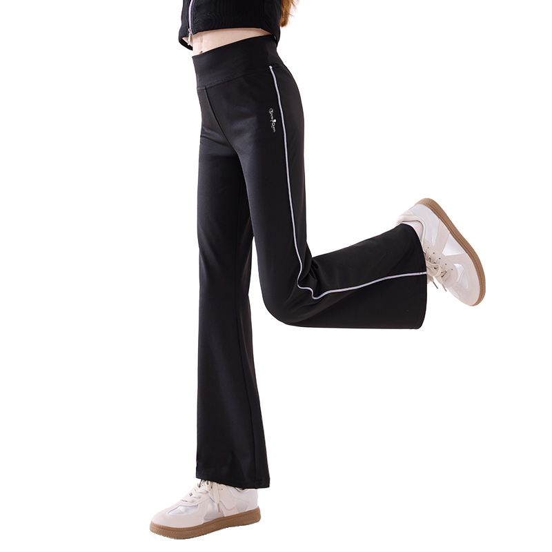 Брюки унисекс Disney, черный
Брюки унисекс Disney, черный