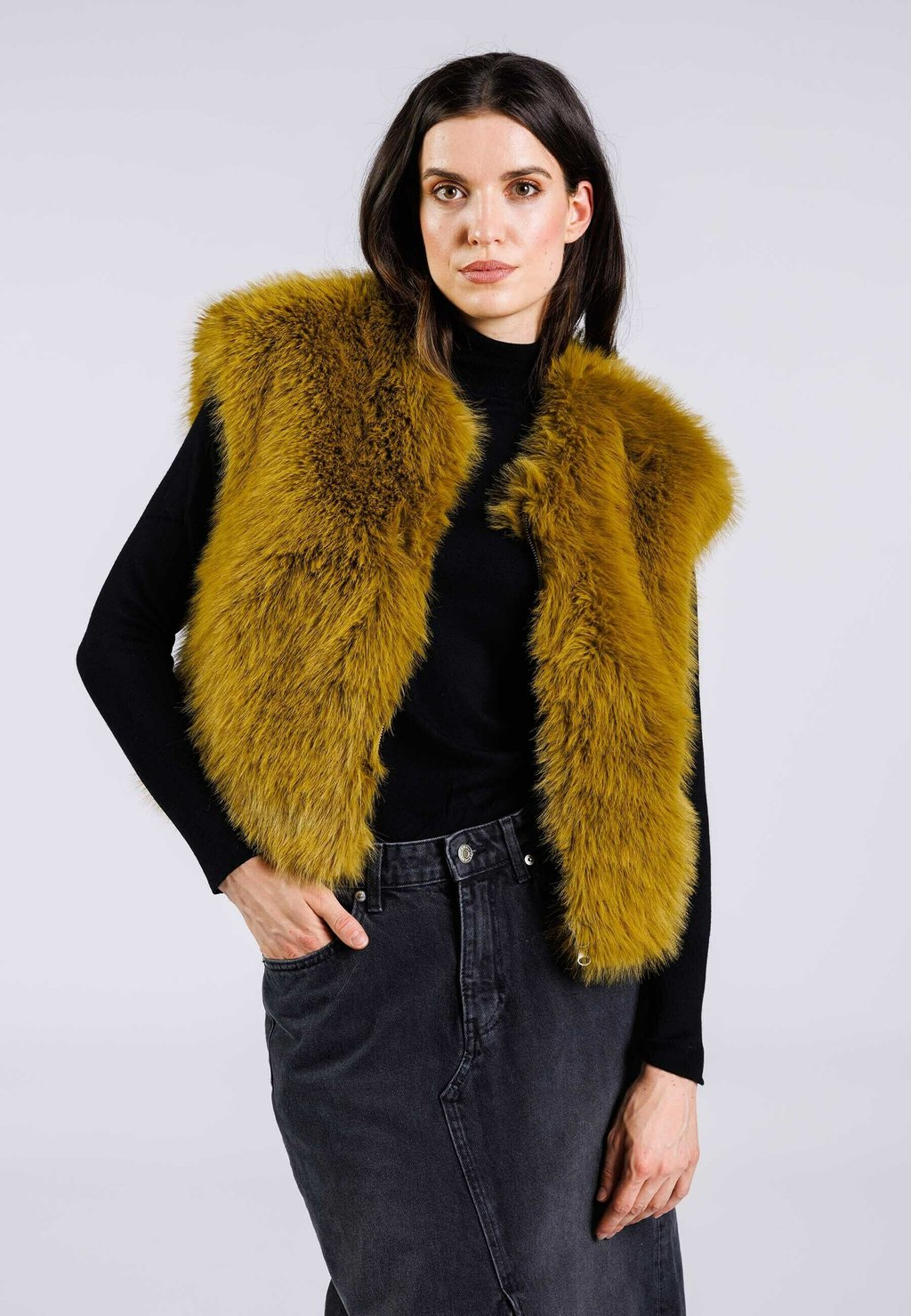 Жилет Freaky Nation, горчично-желтый
Жилет Freaky Nation, горчично-желтый