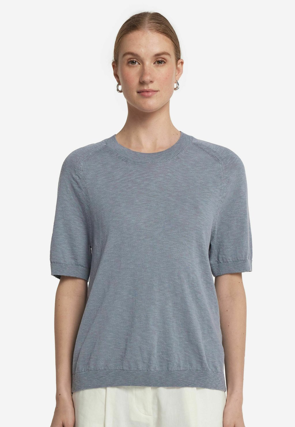 Базовая футболка Falconeri, синий
Базовая футболка Falconeri, синий