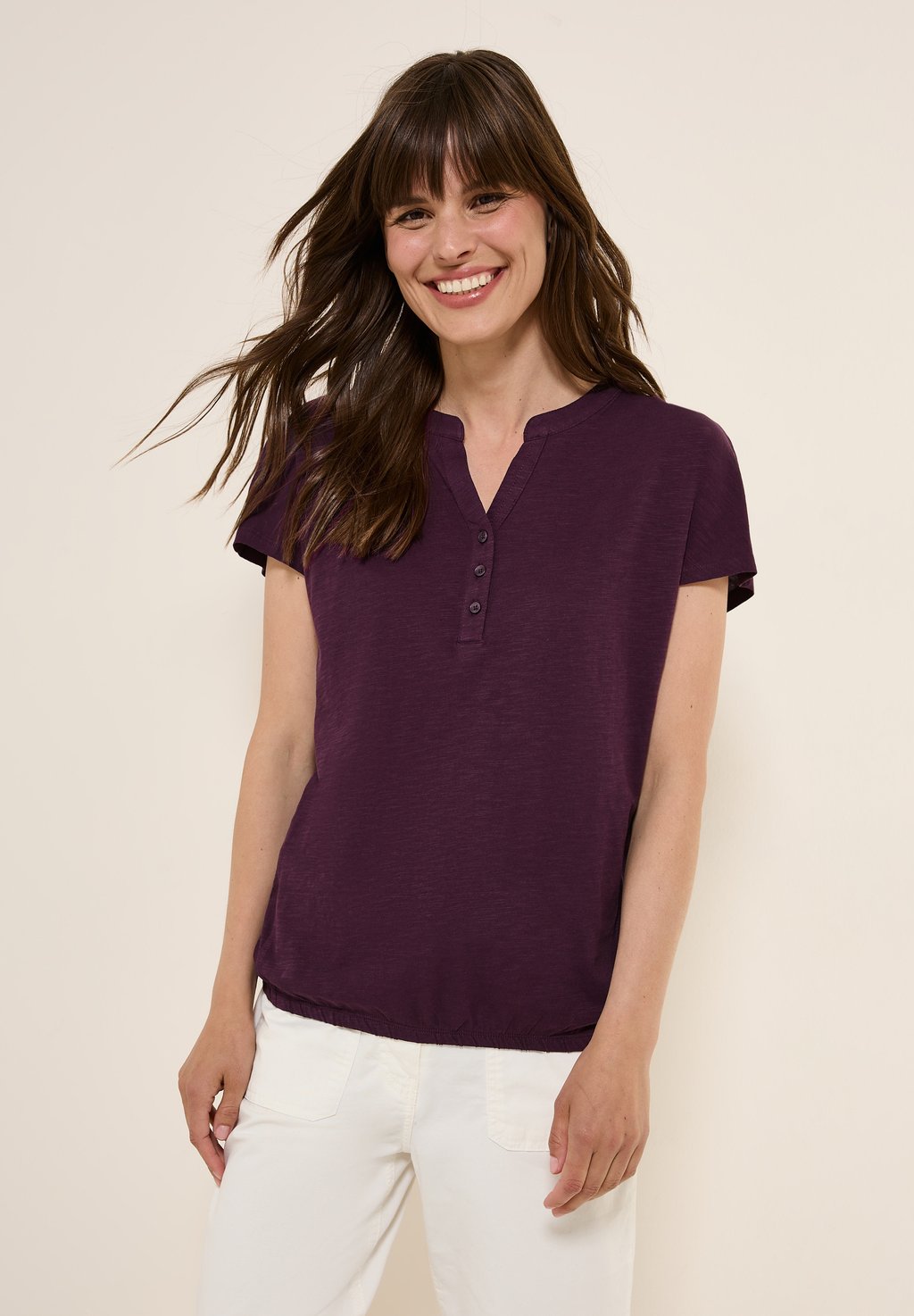 Базовая футболка TUNIKA LOOK Cecil, розовый
Базовая футболка TUNIKA LOOK Cecil, розовый