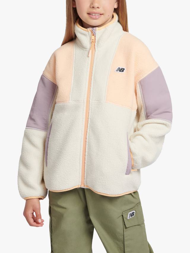 Детская флисовая куртка Borg с воронкообразным воротником и цветными блоками New Balance, Linen
Детская флисовая куртка Borg с воронкообразным воротником и цветными блоками New Balance, Linen