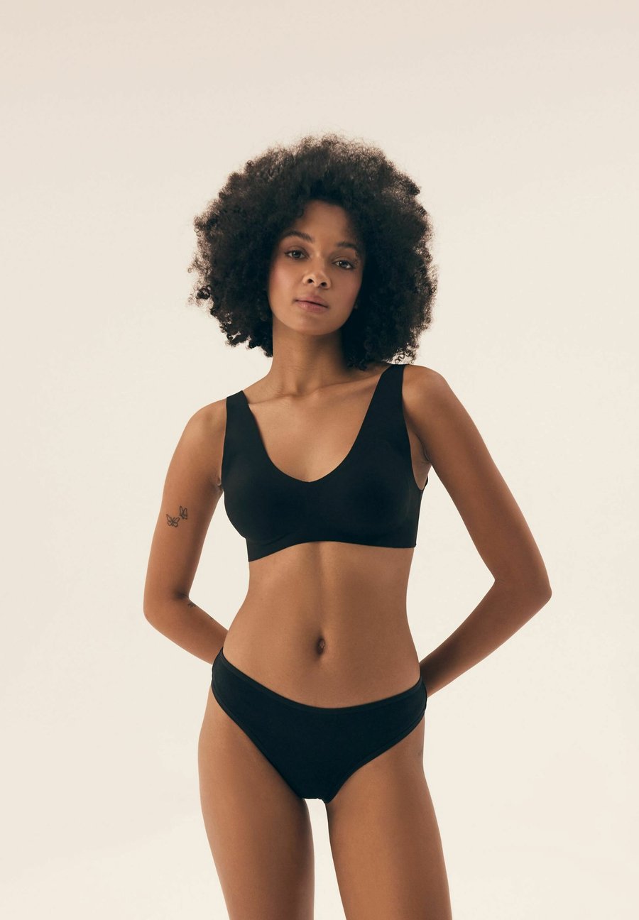 Брифы Henderson MI-MI, Black, Beige, Pink/Multi-Coloured
Брифы Henderson MI-MI, Black, Beige, Pink/Multi-Coloured