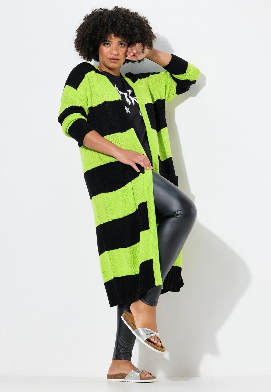 Кардиган CUT BLOCK STRIPES Angel of Style, светло-зеленый
Кардиган CUT BLOCK STRIPES Angel of Style, светло-зеленый