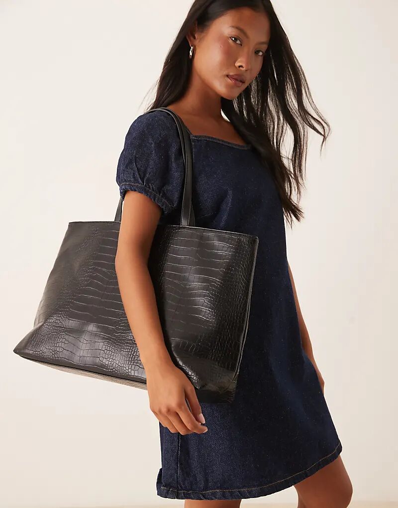 Гламурная большая сумка-тоут с крокодиловым эффектом черного цвета
Гламурная большая сумка-тоут с крокодиловым эффектом черного цвета